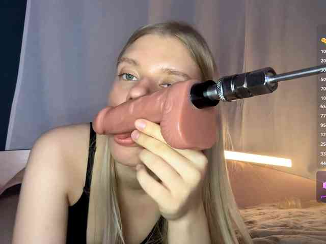 MargueritaMusto webcam