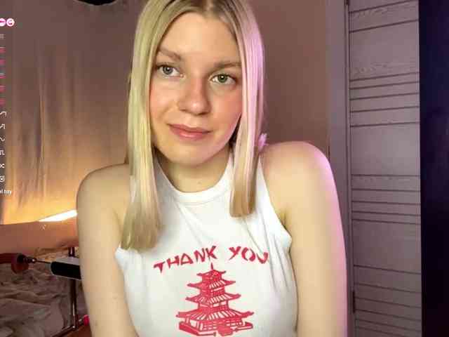 MargueritaMusto webcam