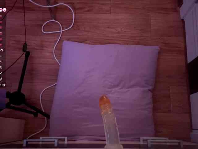 MargueritaMusto webcam