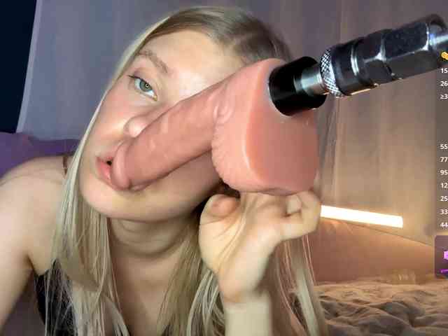 MargueritaMusto webcam