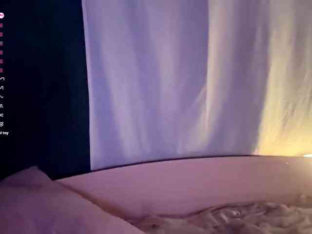 MargueritaMusto webcam