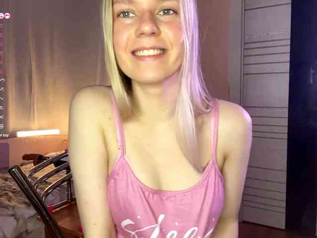 MargueritaMusto webcam