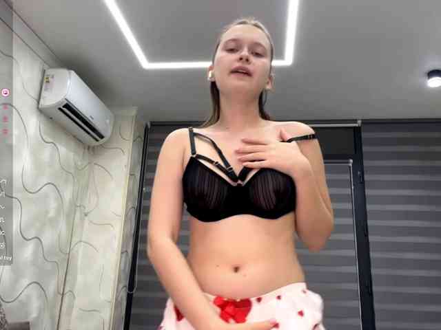 EvaLovesYouSoMuch webcam
