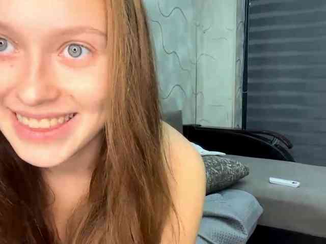 EvaLovesYouSoMuch webcam