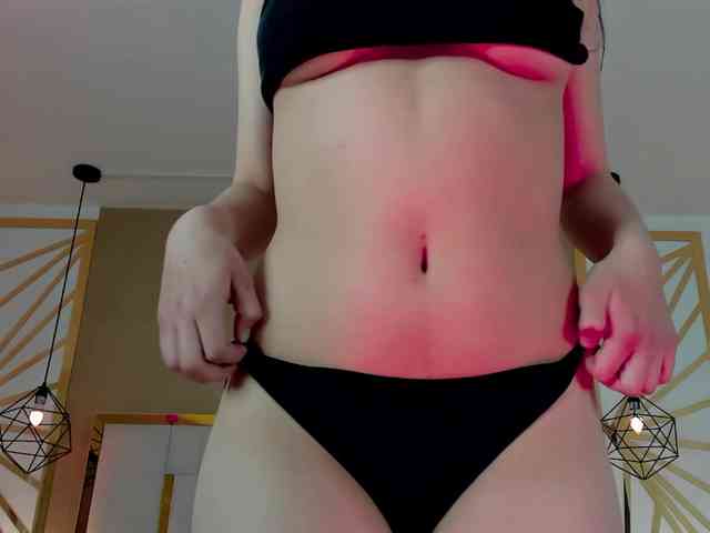 maddy-jacksonw webcam