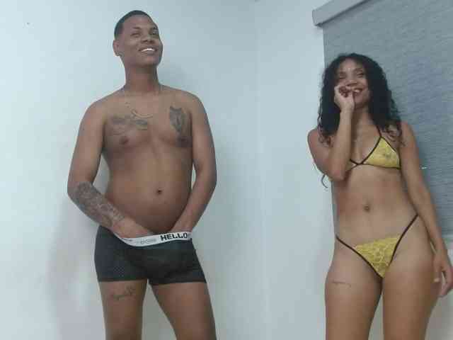 Deep-hard-latina webcam