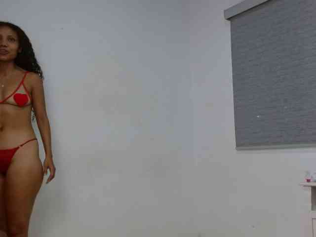 Deep-hard-latina webcam