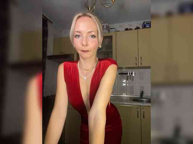 Kristinochka0316 webcam