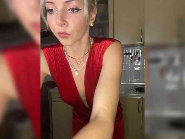Kristinochka0316 webcam