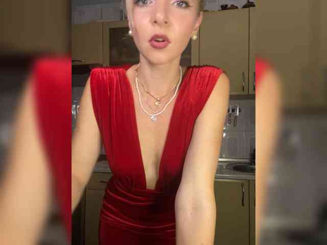 Kristinochka0316 webcam