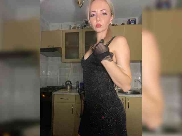 Kristinochka0316 webcam