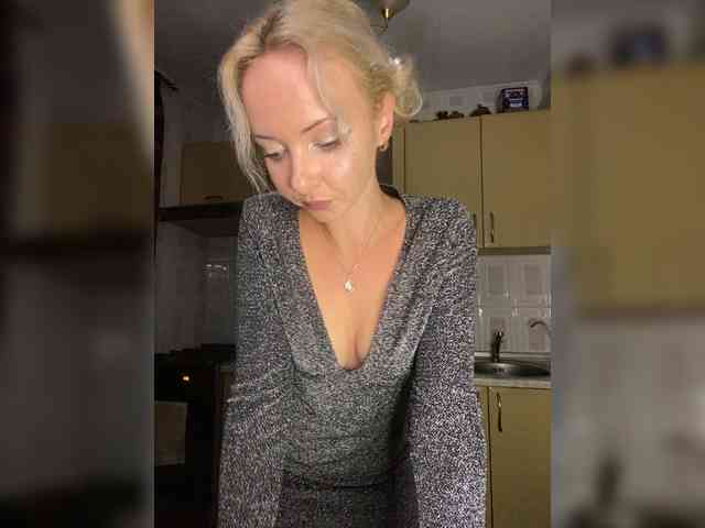 Kristinochka0316 webcam