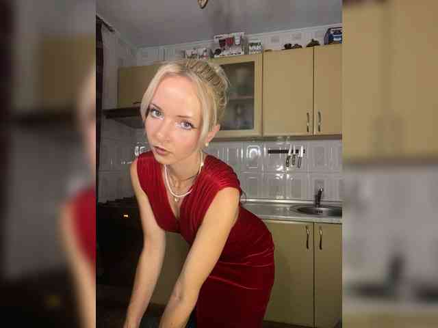 Kristinochka0316 webcam