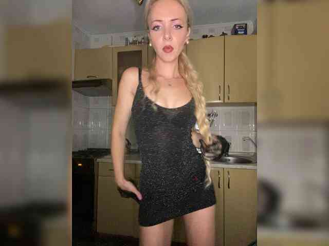 Kristinochka0316 webcam