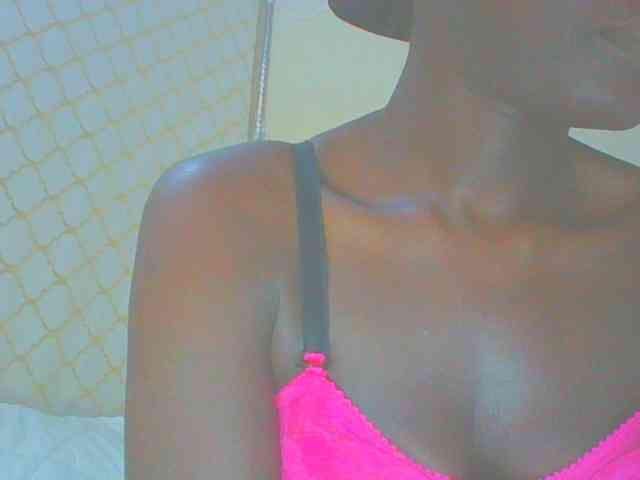 Dollybi1 webcam