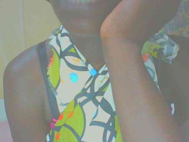Dollybi1 webcam