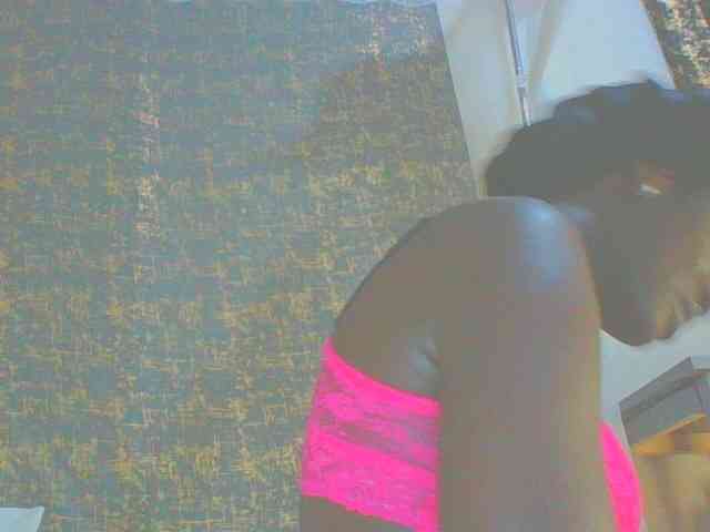 Dollybi1 webcam