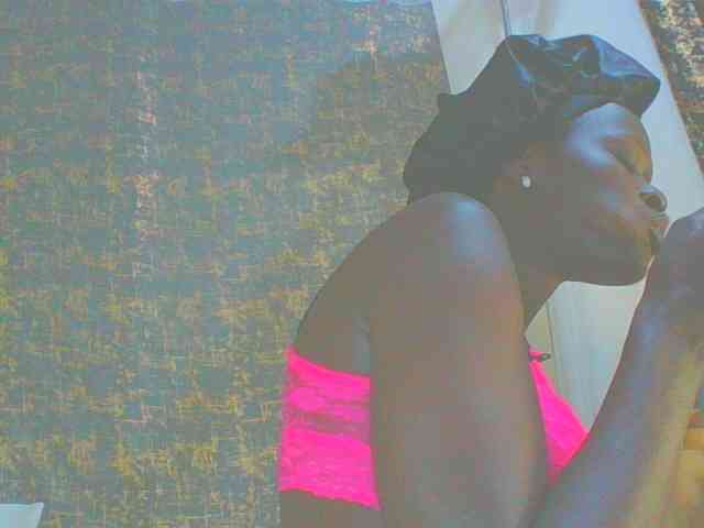 Dollybi1 webcam