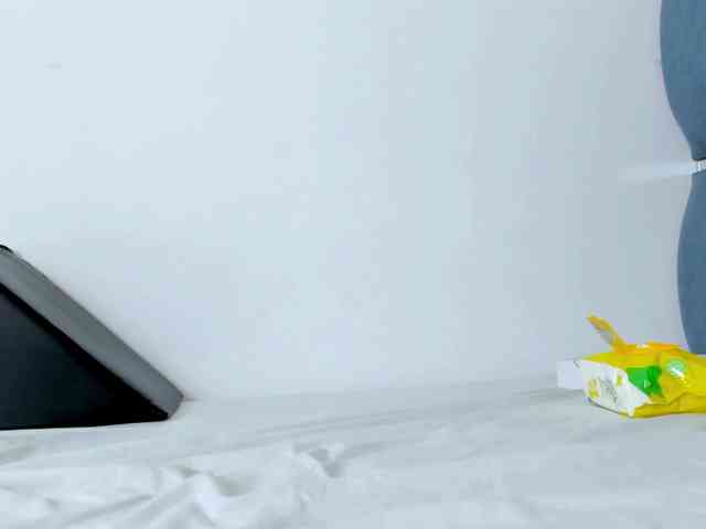 yourwife-anna webcam