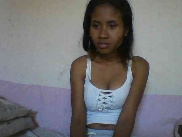 YoungNatie webcam