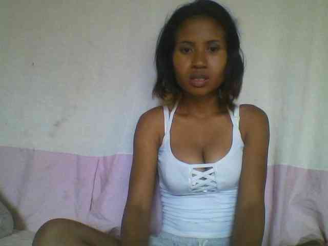 YoungNatie webcam