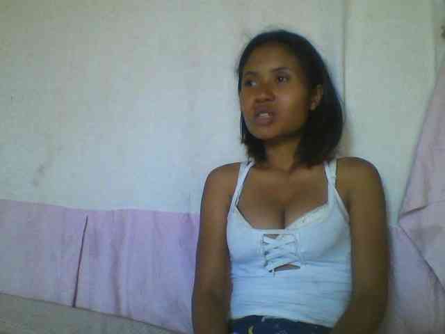 YoungNatie webcam