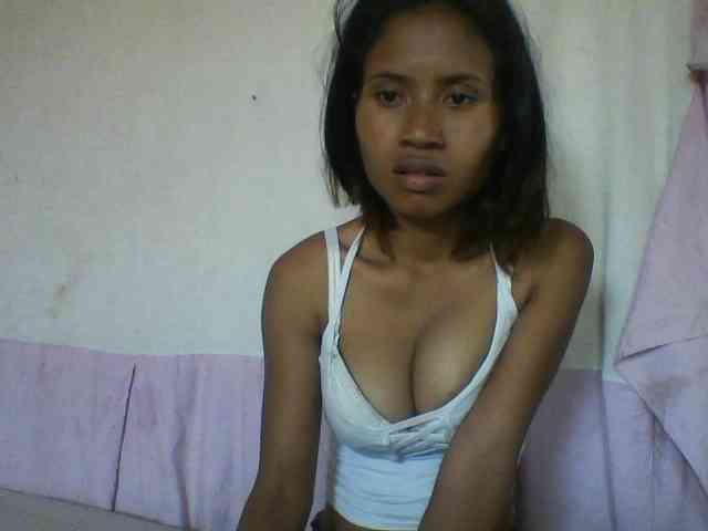 YoungNatie webcam