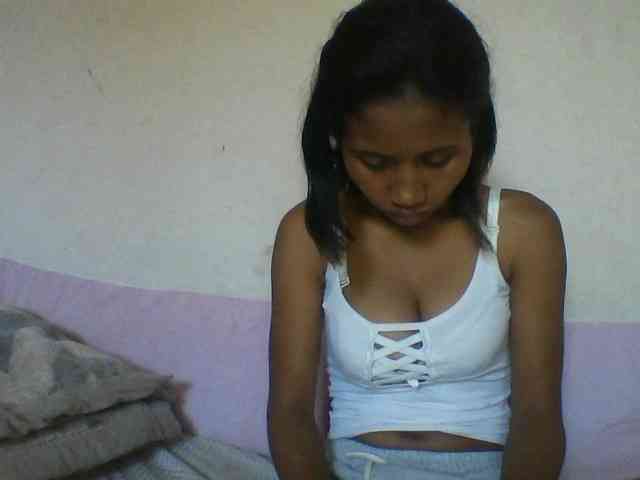 YoungNatie webcam