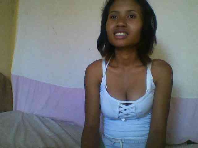 YoungNatie webcam