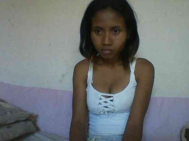 YoungNatie webcam
