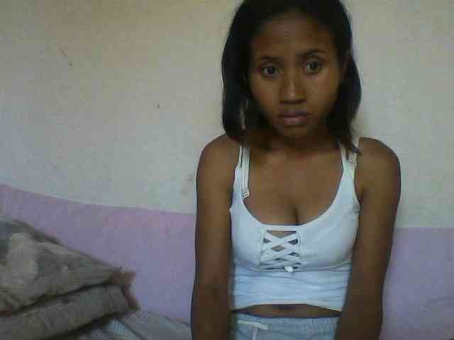 YoungNatie webcam