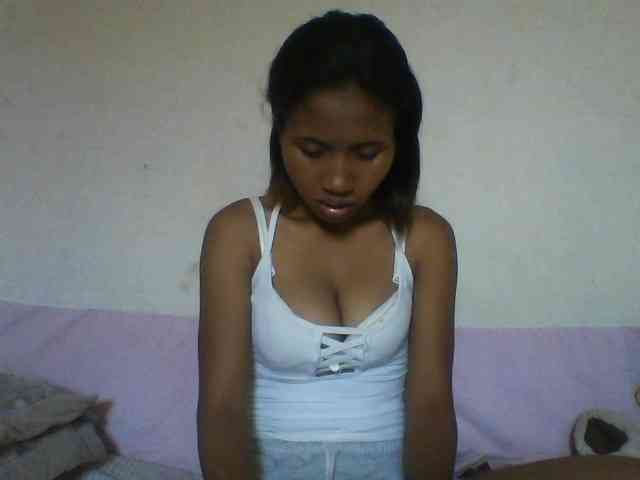 YoungNatie webcam