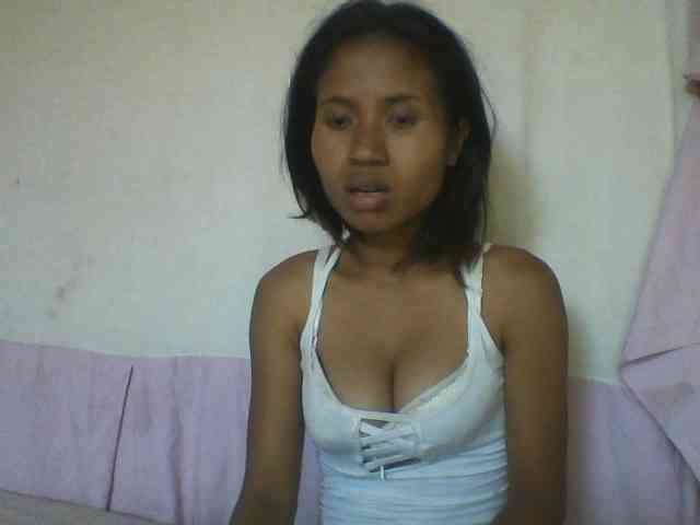 YoungNatie webcam