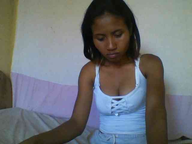 YoungNatie webcam