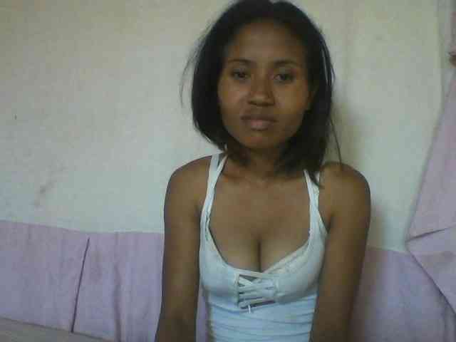 YoungNatie webcam