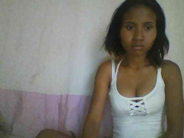 YoungNatie webcam