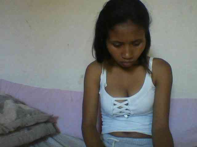 YoungNatie webcam