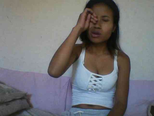 YoungNatie webcam