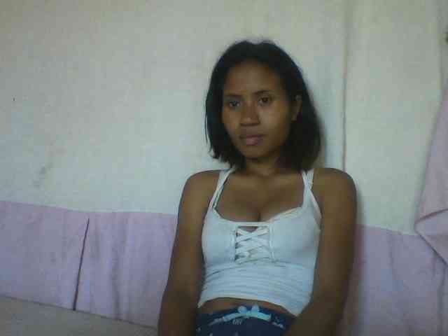 YoungNatie webcam