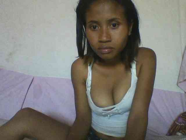 YoungNatie webcam