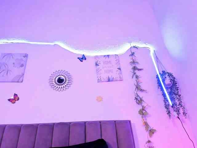 CloeeSaenz webcam
