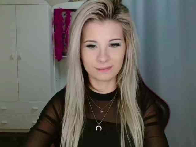 KristineNatural webcam