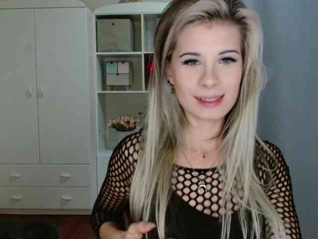 KristineNatural webcam