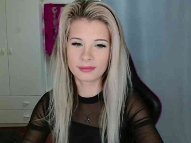 KristineNatural webcam