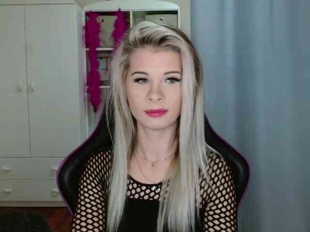 KristineNatural webcam