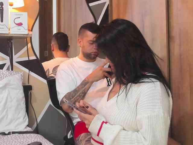 MaylinandNick webcam