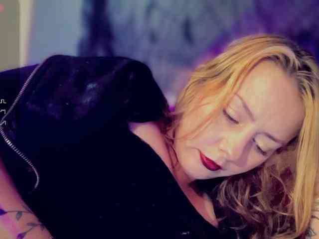 skarlett-rose webcam