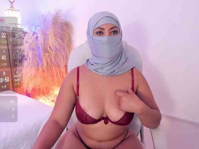 Azzaa0 webcam