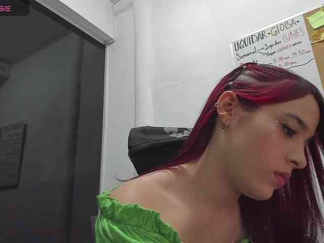 RedHeadSusy webcam