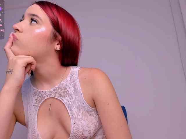 RedHeadSusy webcam